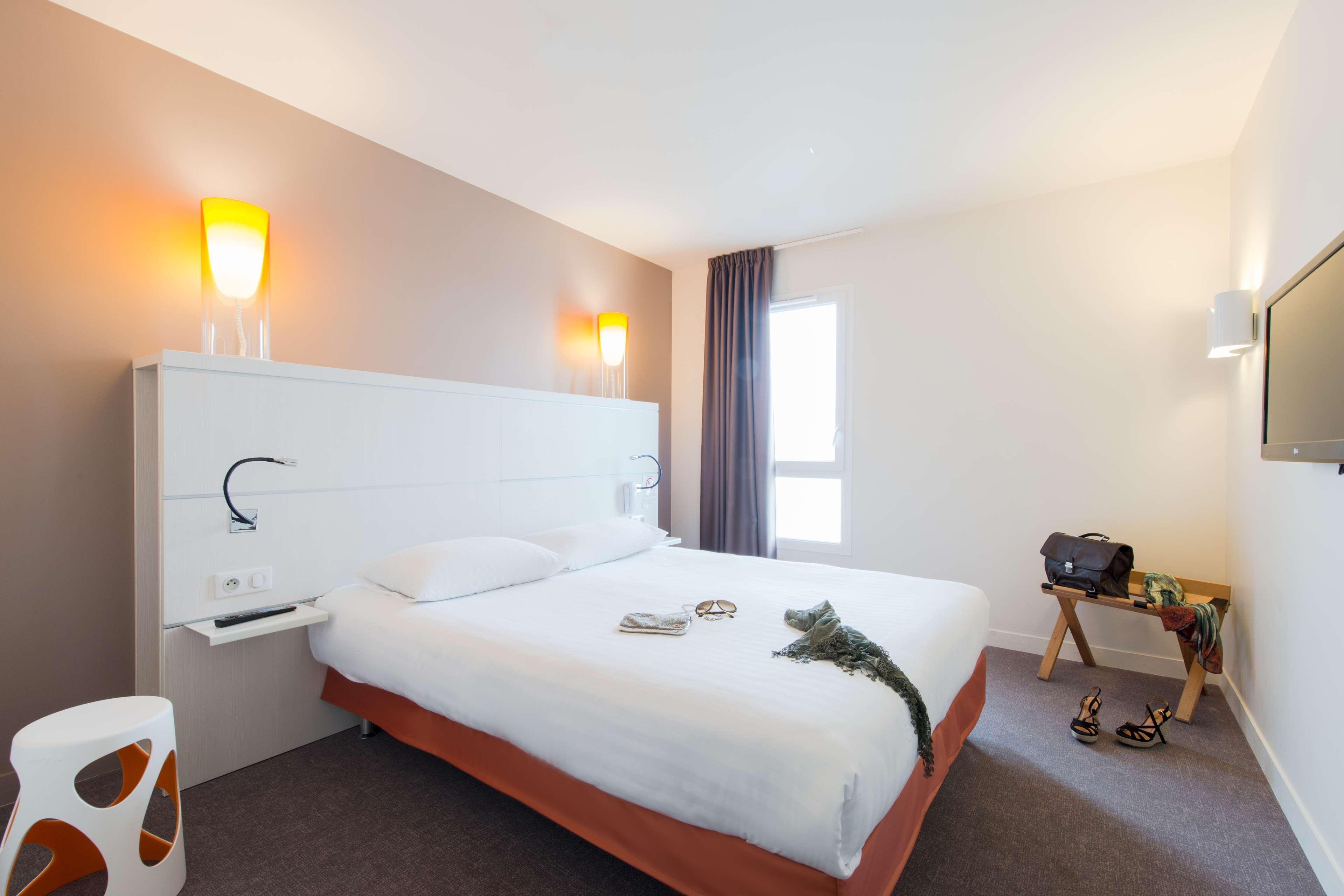 Hotel Confort La Rochelle Centre Les Minimes Buitenkant foto