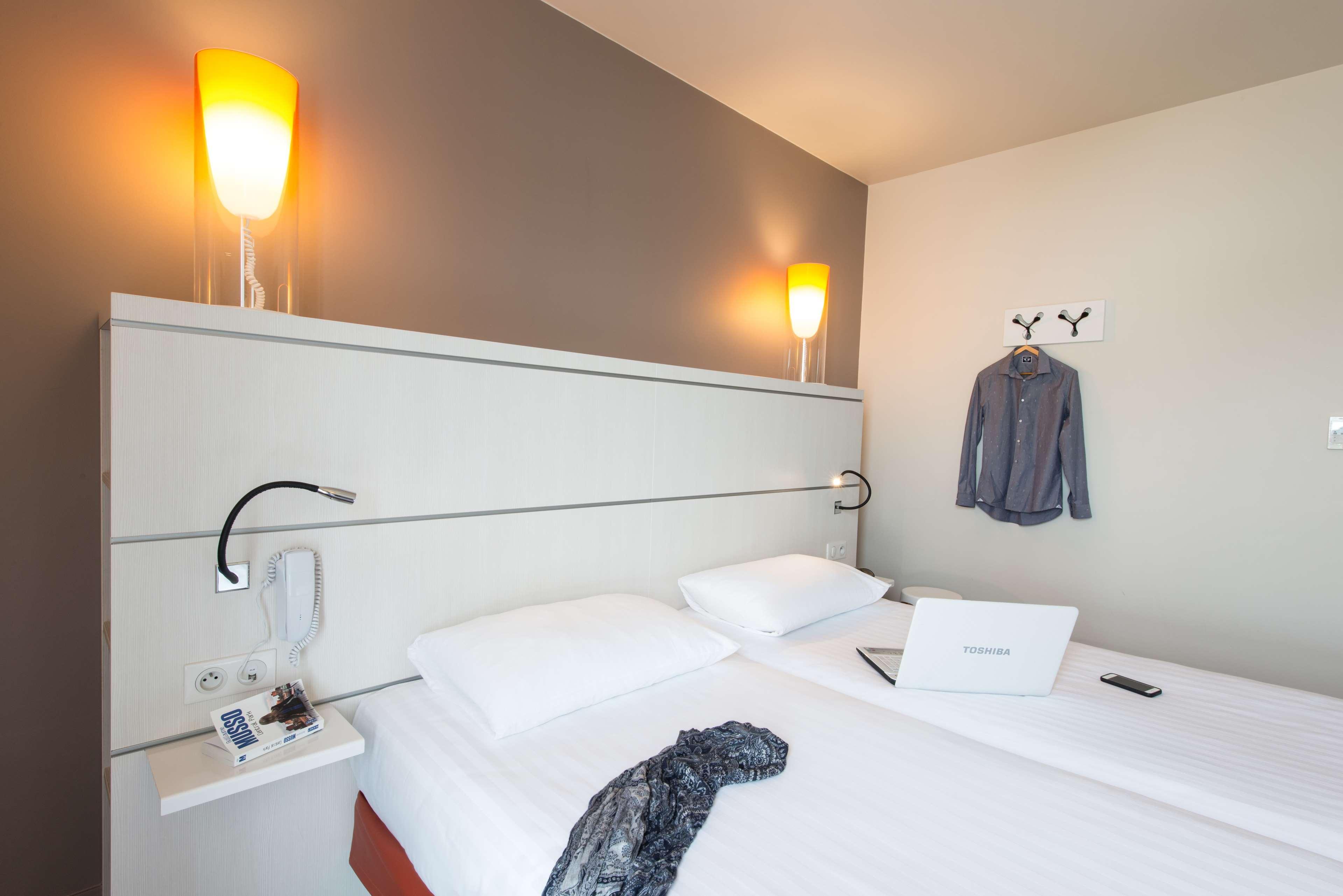 Hotel Confort La Rochelle Centre Les Minimes Buitenkant foto